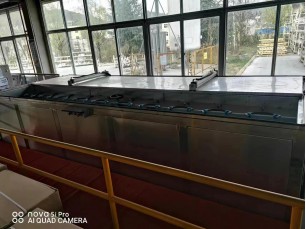 鋁合金儲氣筒內腔清洗機