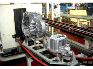 發動機及變速箱零部件清洗機